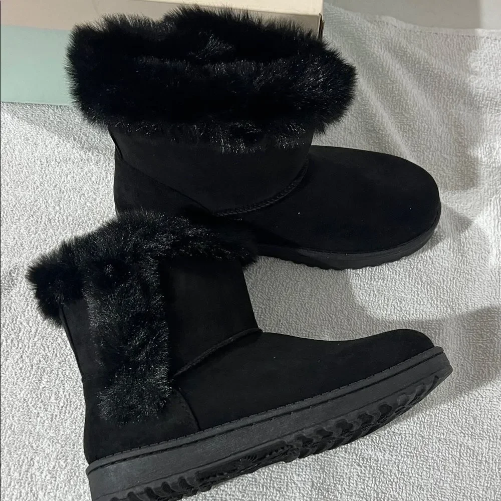 SO Black Faux Fur Winter Boots